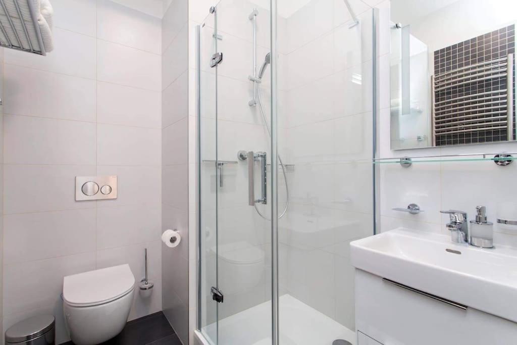 Friendly Private Room In The Sharing Flat 布拉格 外观 照片