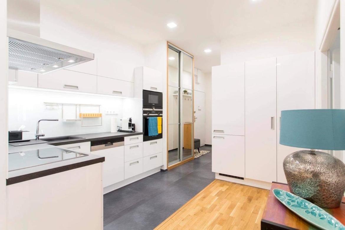 Friendly Private Room In The Sharing Flat 布拉格 外观 照片